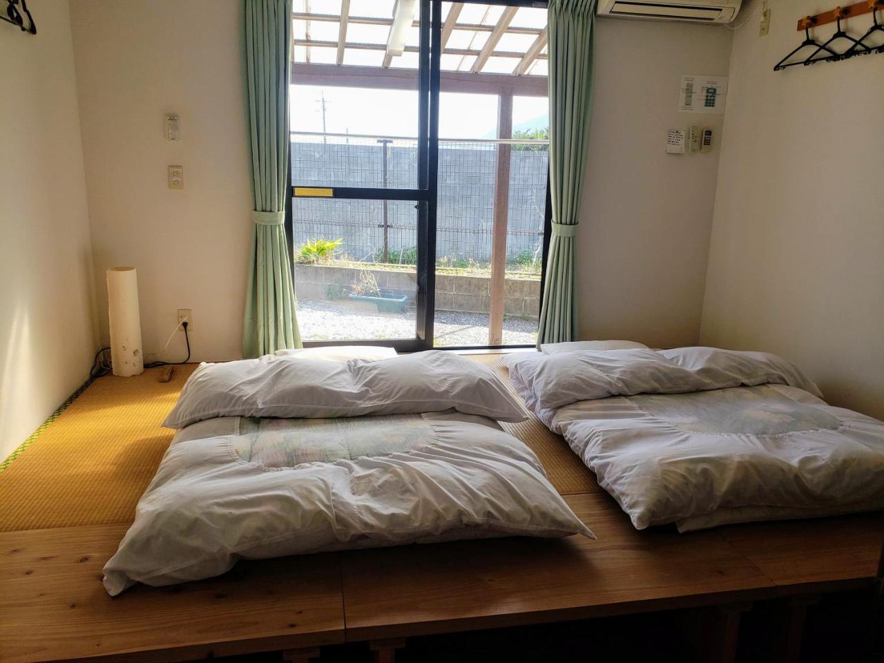Yakushima Youth Hostel ภายนอก รูปภาพ